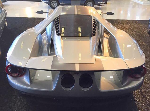 andreeazuara's tweet photo. Todo listo para el concurso de la elegancia. #RoadToPebbleBeach #MontereyAutoWeek #Ford #FordGT #2017 http://t.co/roqeuChZMB