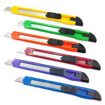Accutrax's tweet photo. Accutrax 9mm graphite pencil blades will transform any 9mm snap-off knife into a precise pencil that's ALWAYS sharp. http://t.co/CuhI0AxP7F