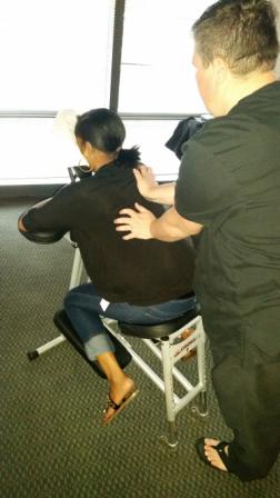 S_Phase_'s tweet image. Chair massages at our offices from @ViningsSpine today! Our team enjoyed every minute of it! #SPhase #greatplace2work