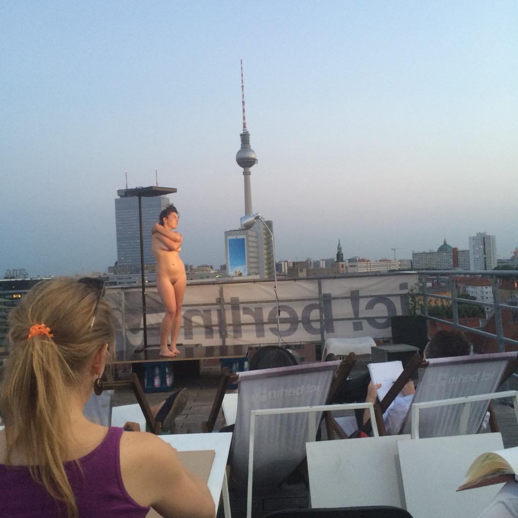 Drink &amp; draw #Berlin