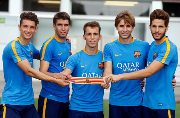 Babunski with the four other players; photo: Barcelona
