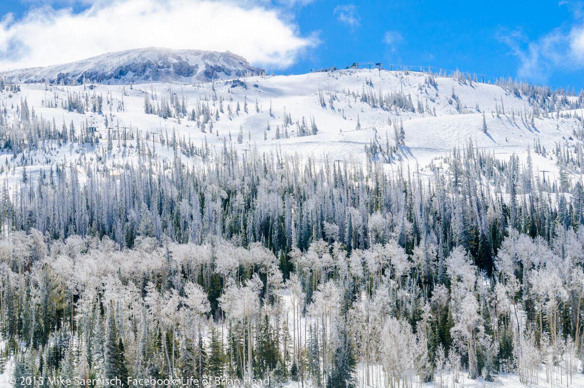 OnTheSnow's tweet photo. RT @brianheadresort: #ThrowbackThursday - Pristine Skies and White Snow.... #WinterIsClose http://t.co/im6CXzOB1y