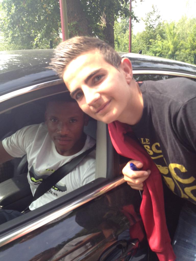LoscDu's tweet photo. Merci @Ju_dpom bonne continuation🔴⚪️ http://t.co/zyXYoKvmGq