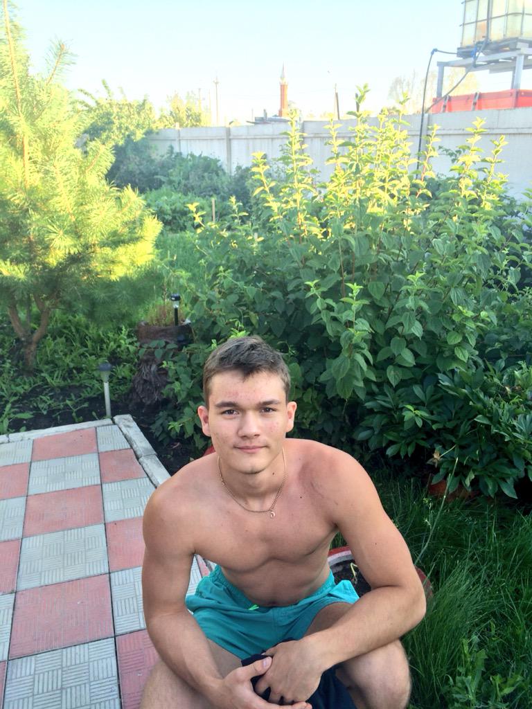 iFuzzamuzza's tweet photo. Салям💂🏼 http://t.co/dx4F4VTTtl