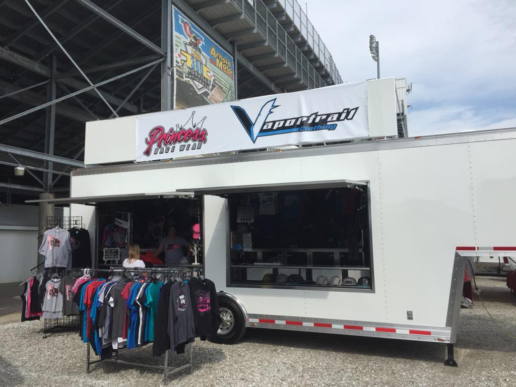 _ShawnMiller's tweet photo. Don't forget to visit the @princessracewea and @VaportrailCo apparel trailer by @knoxvilleraces grandstands #FVPNats http://t.co/aKfz0O7uXC