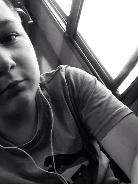 MatyyMika's tweet photo. #travel #in #train #ČD #fuuuj #Frýdlant #nad #Ostravicí #selfie #iPhone 😛😛😛 http://t.co/jONj9eGxi1
