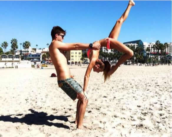 SpeakComedy's tweet photo. other siblings vs me &amp; my siblings http://t.co/eiT0tkSuRk