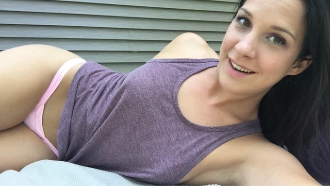 Where is everyone? I'm signed into MFC pming! Tip 169 for a friend add &amp; let's chat! http://t.co/KlN<a href="/tag/rt"class="tags"><span>#rt</span></a>