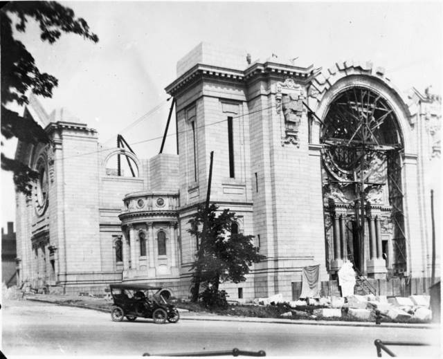 BestPixMN's tweet image. The @CathedralStPaul during early construction in 1912. #StPaul