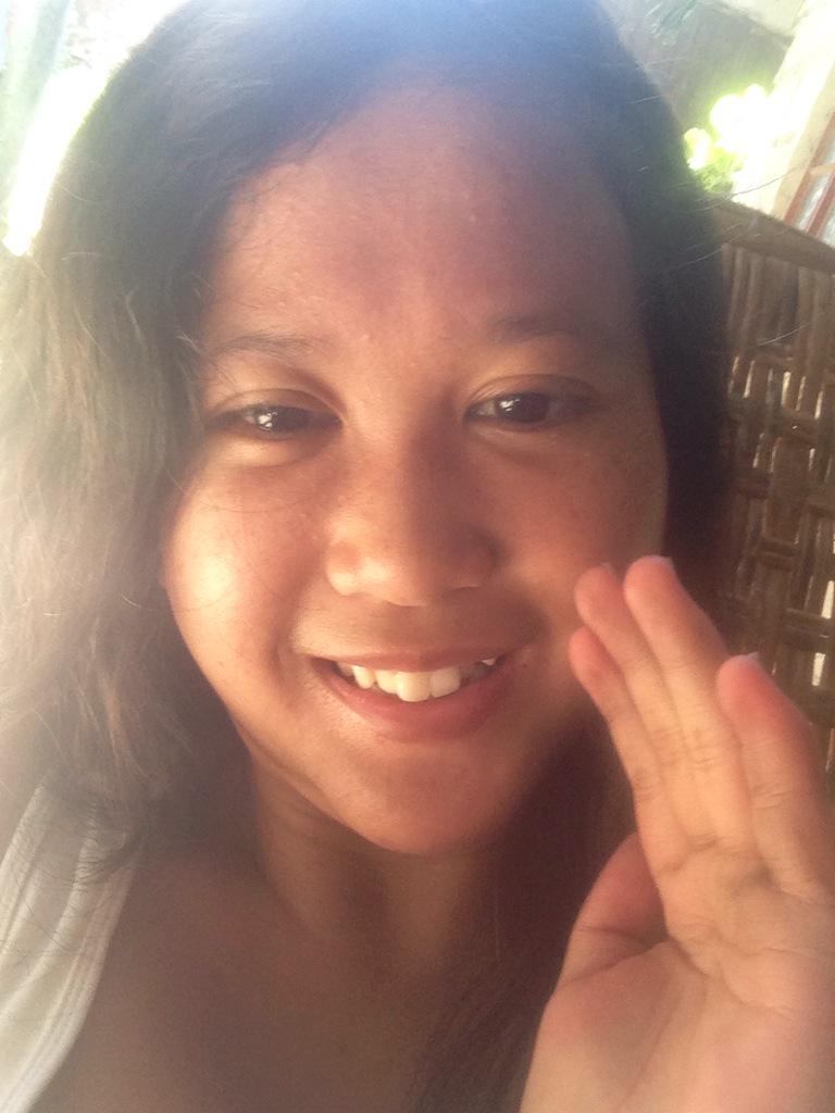 mileschloe23's tweet image. Pabebe wave 👋👋😂 #NakikiUsoLang #AldubFanHere @aldenrichards02 @mainedcm