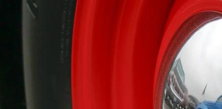 LouTraffic_CJ's tweet photo. Pieces of a Street Rod tire. @rjgatesontheweb http://t.co/0iM8Xq5o42