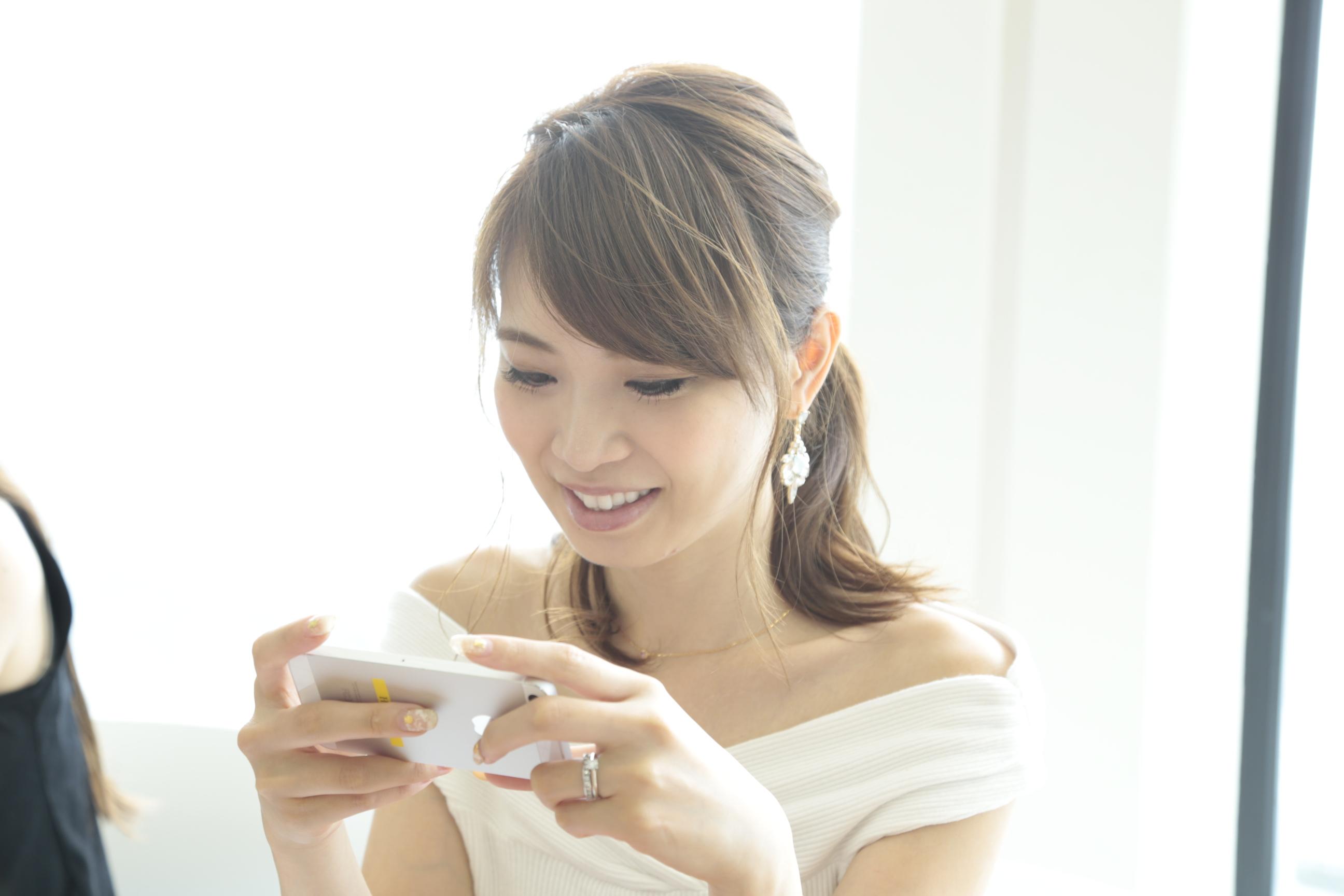 公式 Miramira Twitterissa ファッションショーから読モになった 山下美咲さん は 旦那様からのプロポーズが キャンドルとバラ一面でした とサプライズ体験を語ってくれました Http T Co To8gvte19n Miramira ミラミラ 山下美咲 Http T Co Ux8b0vrv1r