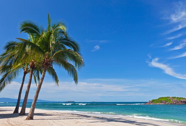BabymoonAdvice's tweet photo. If we could paint paradise, it would look something like this @StRegisPMita http://t.co/EEEbKXg4hV #PicturePerfect http://t.co/2CisCh1mi7