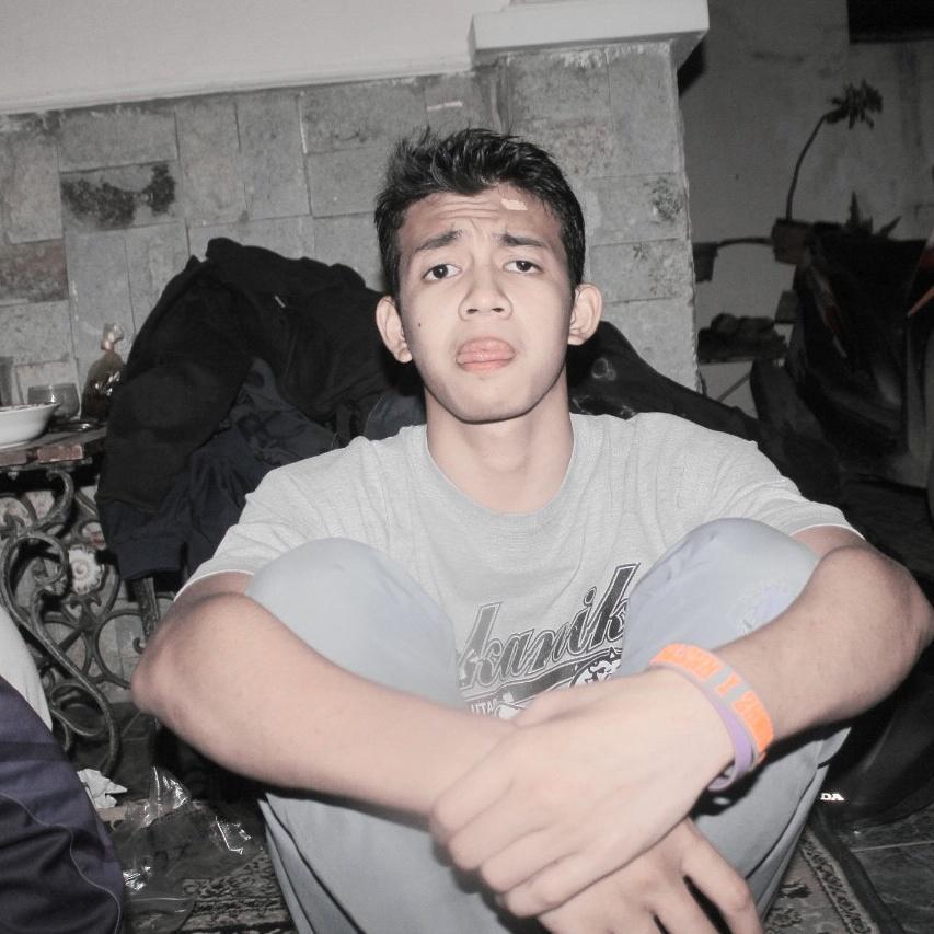 Akbar_johnson's tweet photo. Wlee 😝 http://t.co/GDLXB4VqAl