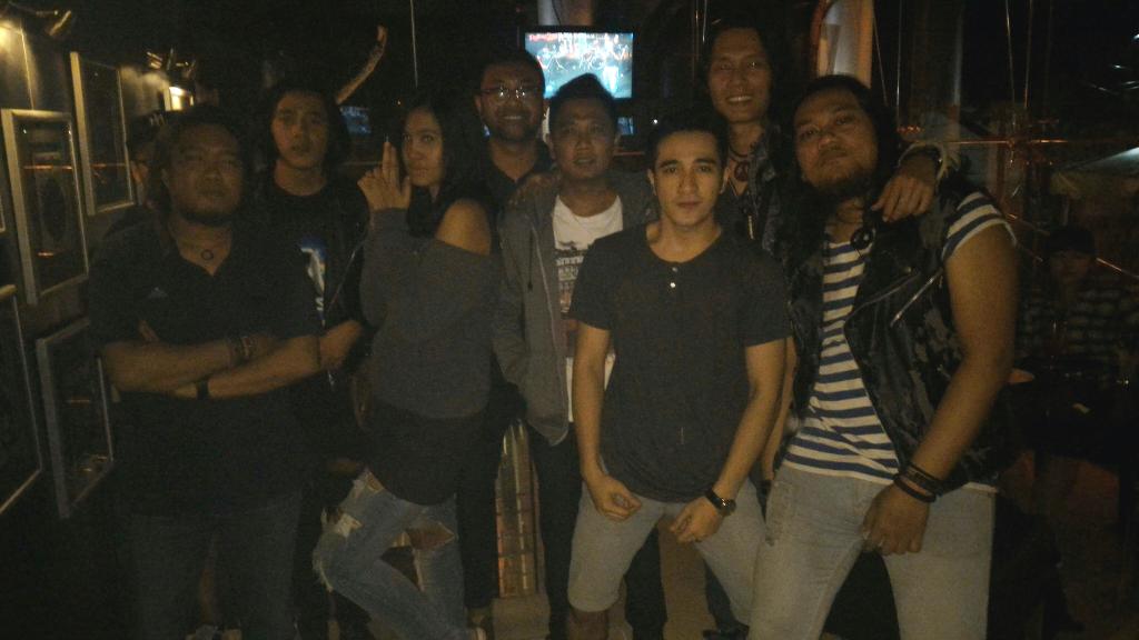 Gerombolan rock n roll jaksel