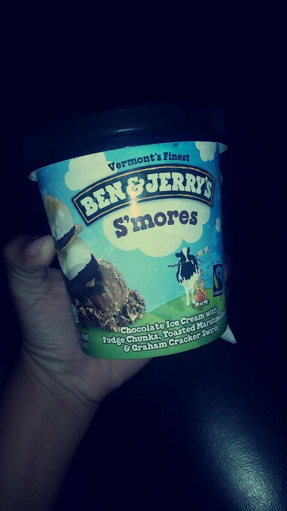 Tyrraaa's tweet image. Copped #benandjerrys #alldaynigga