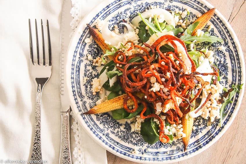 Yum! Deze heerlijke salade van @EllemiekeHerman is té lekker! Lees snel verder voor het recept!-  ...