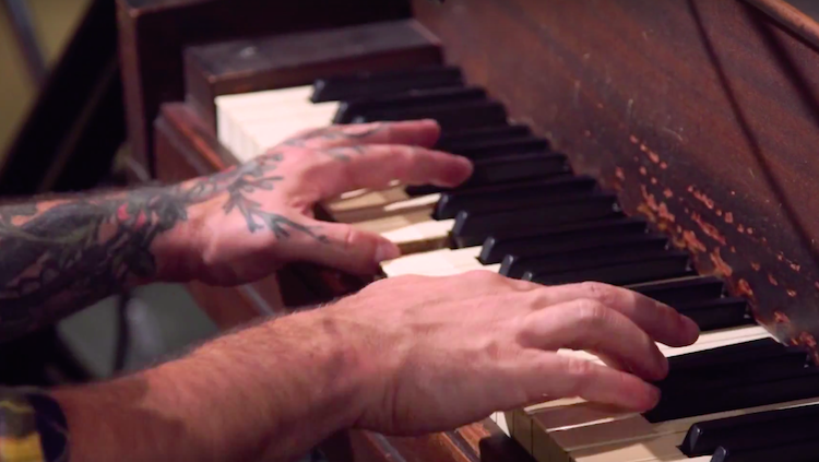 CraveOnline's tweet photo. #BandofTheMonth: The @CrashKings Strike Piano-Pop Gold With ‘Some Call It Love' #CraveOnstage http://t.co/QbMIxk7zjc http://t.co/y9hgfN6UZ3