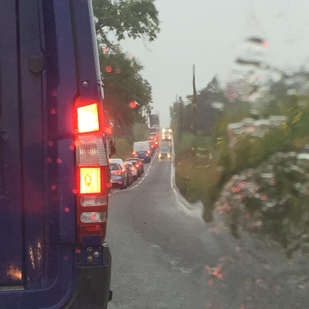 Strife7777's tweet image. Fun drive to work this morning, only took an hour instead of my usual 10 minutes, average speed 10MPH #clutchcontrol