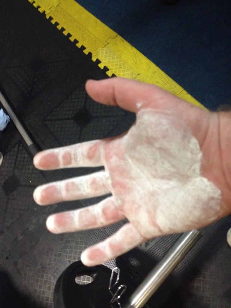 RussHowePTI's tweet photo. Last nights leg war with @StefMenzies - 3 exercises, 90 minutes, hell. :)
#gym #HelloDOMS http://t.co/2DNDSEXCne