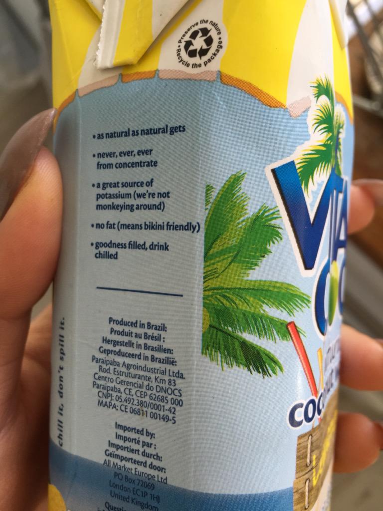 zouitenk's tweet photo. Nej för att äter man fett så är man fet och då är det inte så passande att visa sig i bikini. Vidrigt. http://t.co/FCyax4tOmb