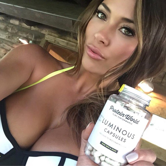 Glowing #hair #skin #nails @proteinworld http://t.co/Bv41rkbPs5 http://t.co/UaYJo2IZXI
