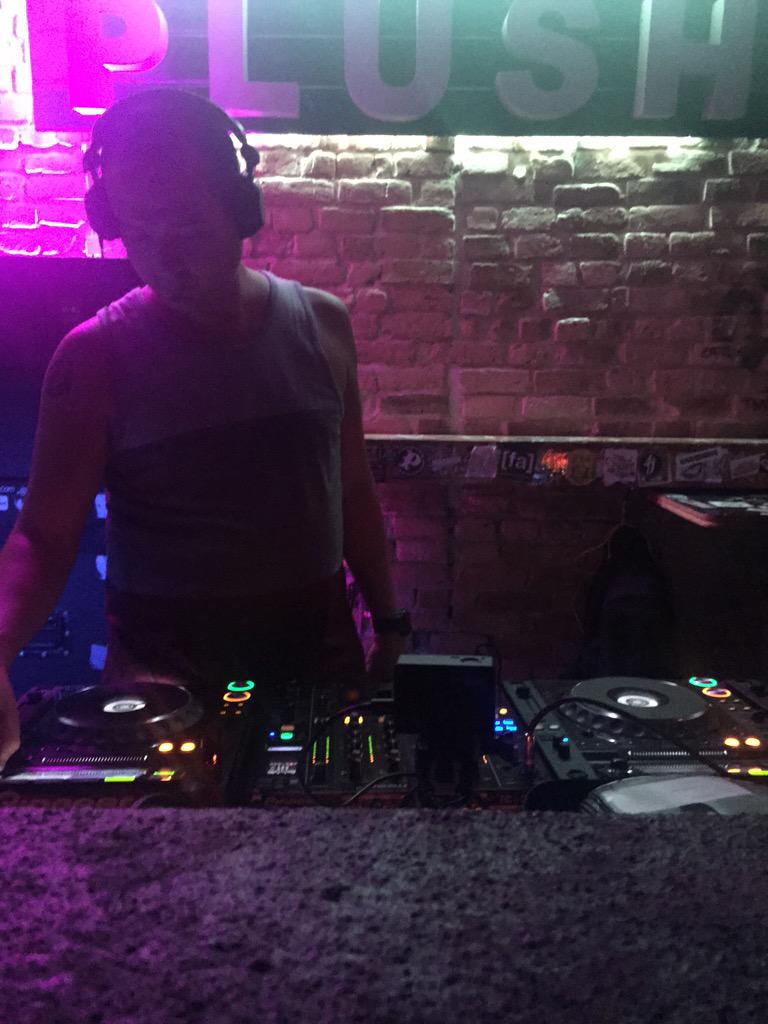 <a href="/djmarkdenim/">MARK DENIM</a> oiiiiiiiiii