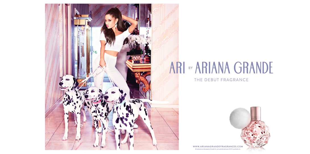 TwitGinger's tweet photo. #ArianaGrande presenta il suo profumo #Ari: Foto! http://t.co/hKVxso6rIi http://t.co/BOxgCTXqRG
