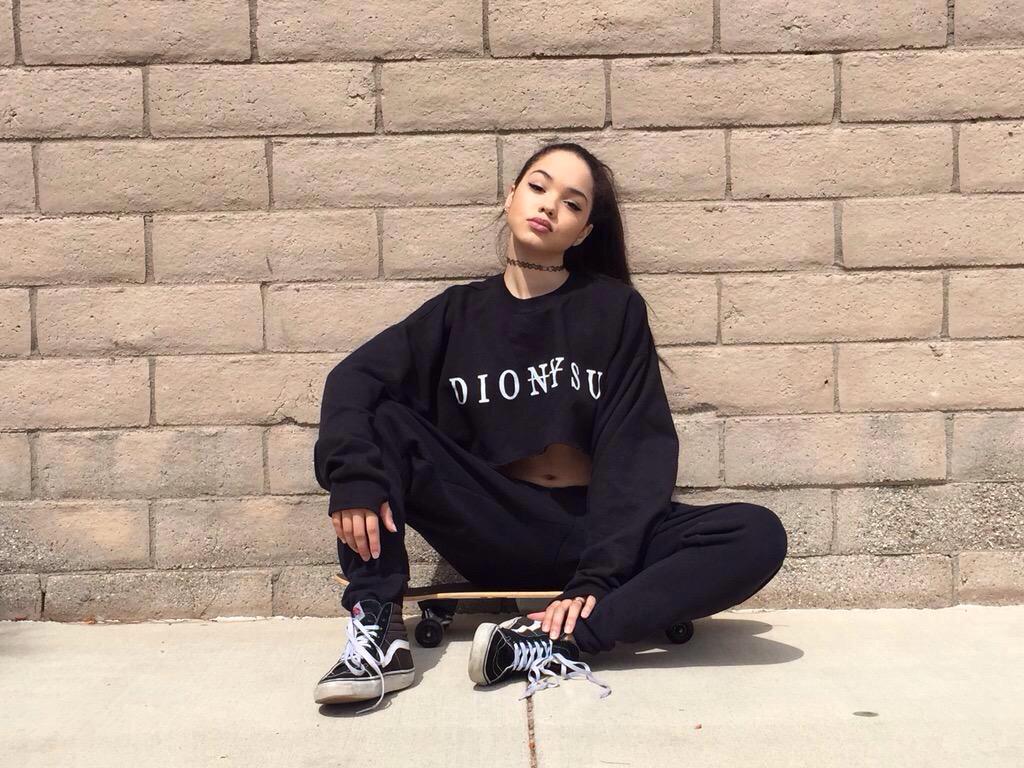 Sorry I've been inactive I've been partying hard rl so yeah I was pretty hung