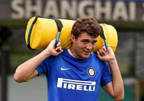 [News] Bellugi: Kovacic dan Hernanes Harus Bisa Lebih Menyatu Dengan Tim nerazzurriale.com/2015/08/14/bel… #NerazzurriAle