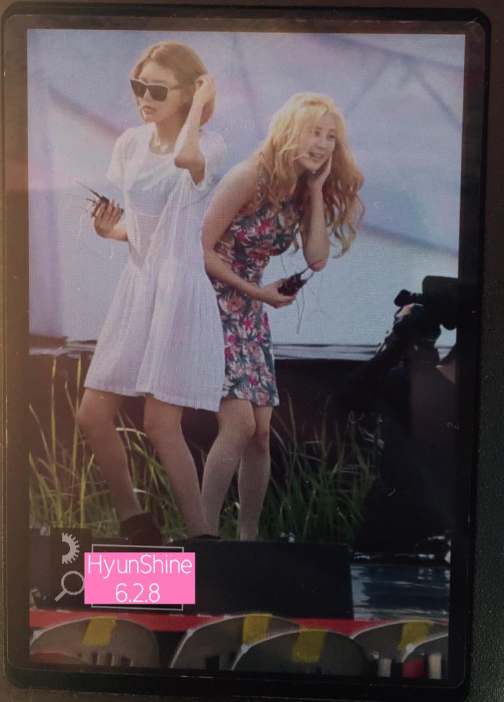 [PIC][14-08-2015]Hình ảnh mới nhất từ "2015 DMZ Peace Concert" của SNSD và MC YoonA  CMWi4DpVEAAmiIk