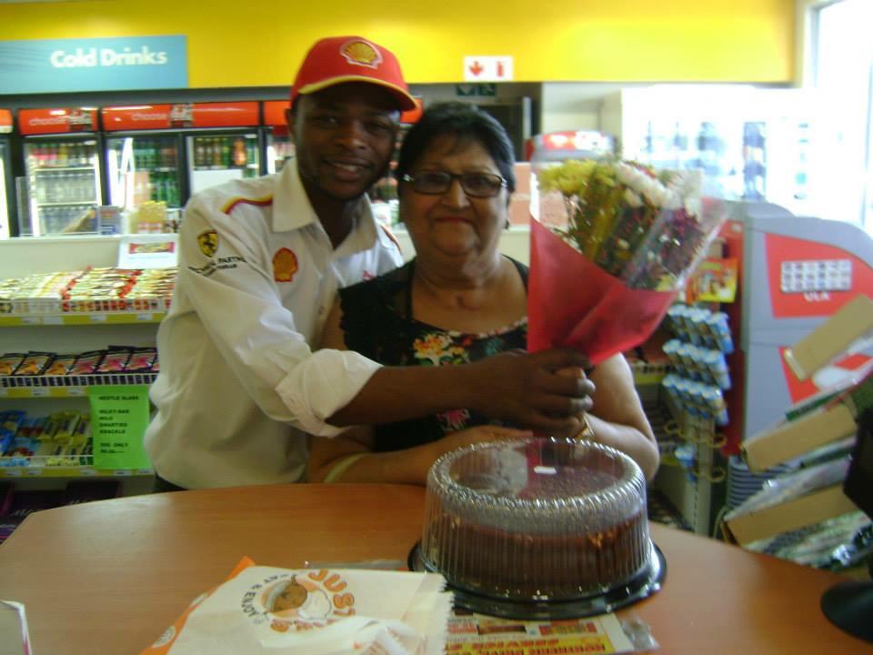 Shell_Phoenix's tweet image. Making every day #WomensDay. #ShellPhoenix where ALL our #customers matter #petrol #oil #service #Phoenix