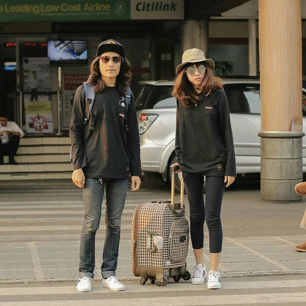 Go follow our instagram "mandehana"