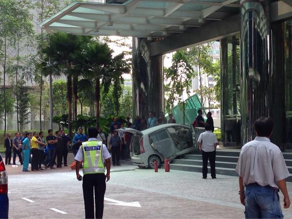 The Mystery of the woman, the crashed Perodua Viva, the 
