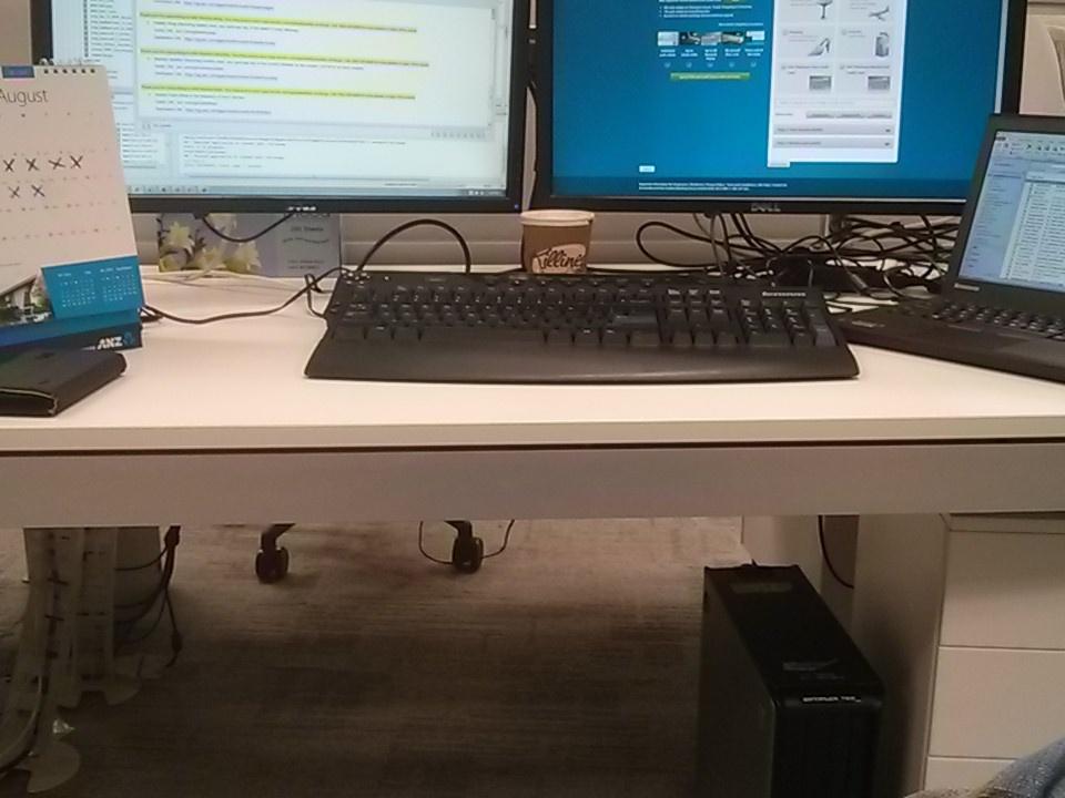 MarkMagallanes's tweet image. Stuck in office on a Friday night @_@ #bitter #ImProgrammerIHaveNoLife