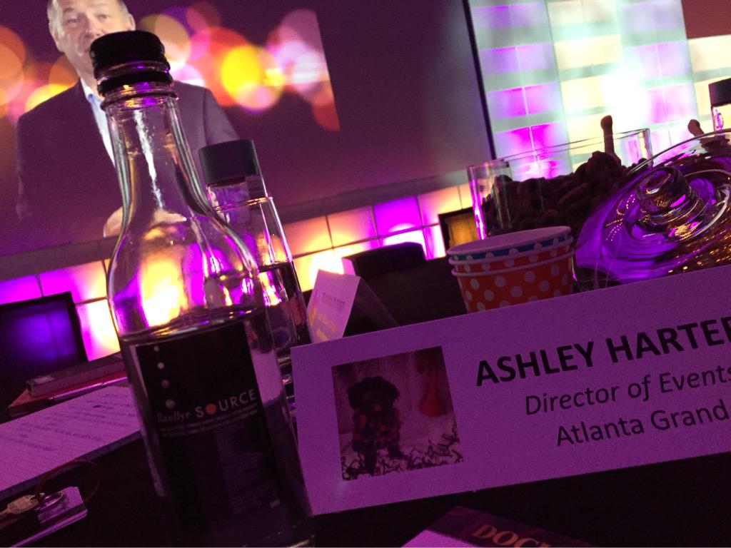 AHartert's tweet photo. Ready for an engaging day at #hyattPBT! #humancare #humanspirit http://t.co/gCongdQzq6
