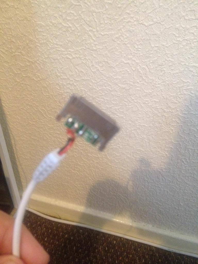 jordanm361's tweet photo. RT if this is not safe http://t.co/xBz68sW5Lr