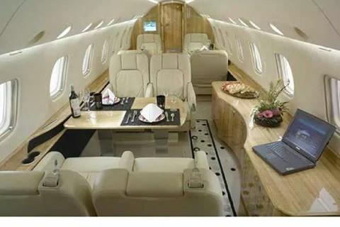 One Direction News This Is The Inside Of The Private Jet From The Boys Have Been Using For The U S Leg Http T Co Gposnhf3bn Twitter