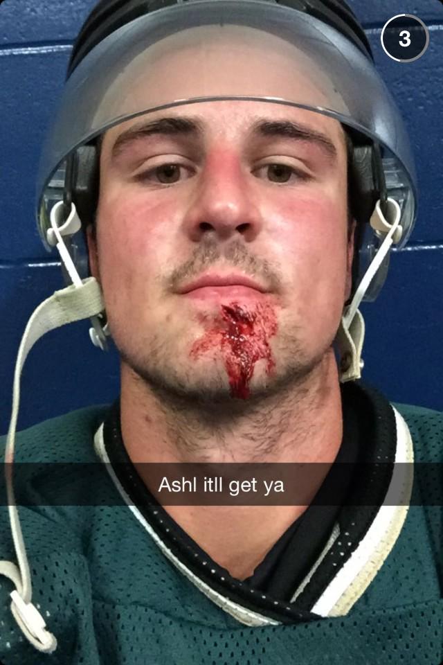 ASHLBUCKS's tweet photo. #Bucks are moving on in Ploffs and @ColeYoung1298 got a few zippers http://t.co/4OoWNq5aUT