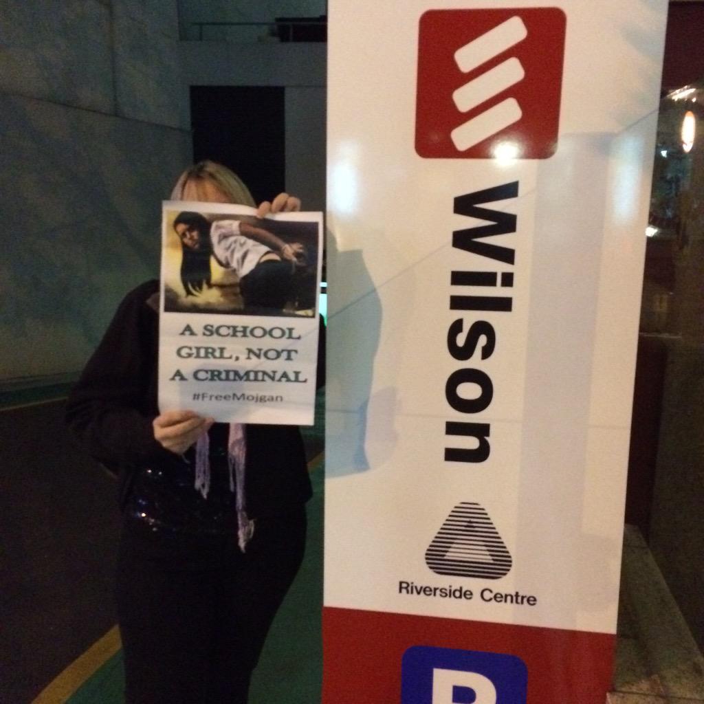 HelpRefugeesOZ's tweet image. #FreeMojgan #FreeAllAsylumSeekers #WilsonSecurity #Nauru #Manus