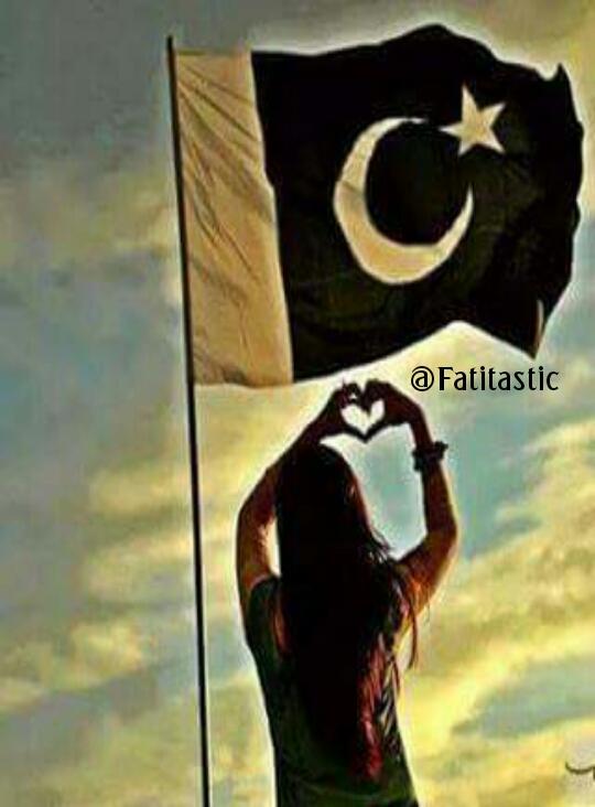 Fatitastic's tweet photo. #امن_کا_پیغام_پاکستان
 💚_💚             
#AzadiMubarak
#QuaidTeraShukriya 
#HappyIndependenceDay http://t.co/ENyTEb0M6j