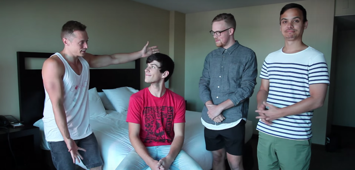 Rukkle Vlogger Thedaveywavey And Asapscience Team Up For A Straight Guy Gay Kiss Challenge T Co Ugnvsxc1l2 Http T Co Gfxrhu7xag