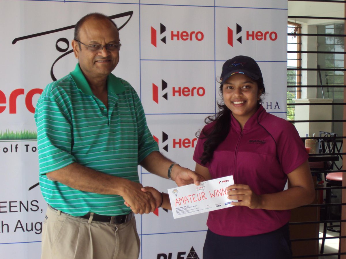 wgaofindia's tweet photo. Trisha Sunil from #Bengaluru took home the prize of Best Amateur player. #HWPGT #Leg14 @clovergreens @golfingindian http://t.co/2B4wm7IV9Y