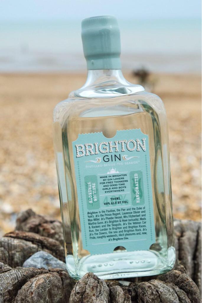 thechesshireset's tweet image. First day back after two week holiday and doing a @BrightonGin tasting @HarveyNichols Knightsbridge #nomoreflipflops