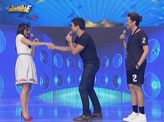 eloisamorong's tweet photo. @masennaforever Nakakakilig na reunion nina @samuelmilby at @annecurtissmith sa It's Showtime http://t.co/EC3AHSU7HS http://t.co/2aHeZFapga