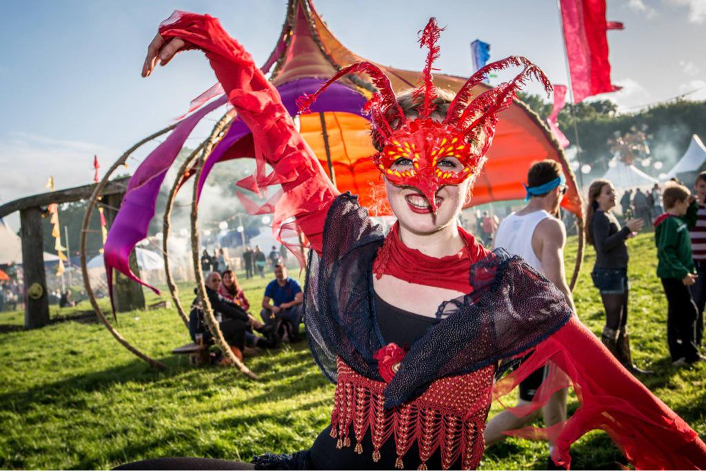 EPfestival's tweet photo. 3 weeks to go! 🎪🎶🎭🃏🎸🎶 #EP2015 http://t.co/A10HSmYIIn