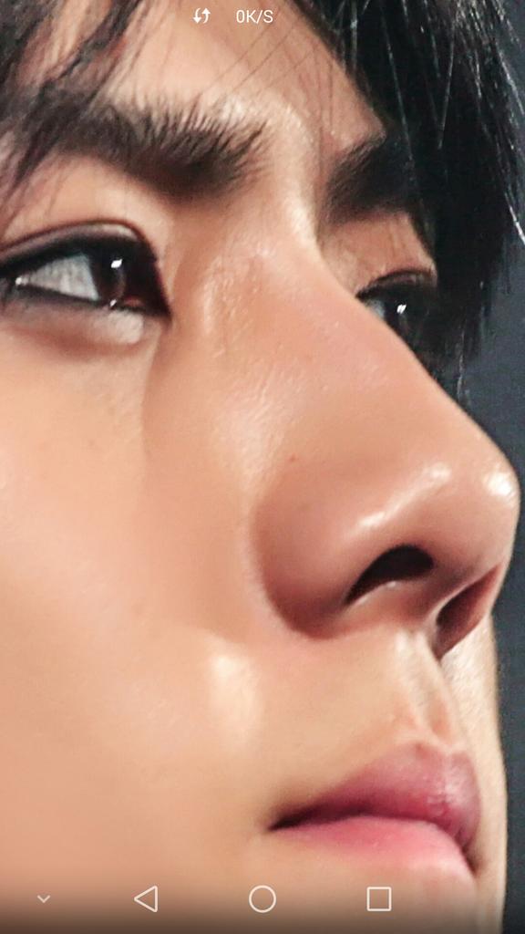 ayatitaa_'s tweet photo. How to ด่ายังไงให้เซฮุนเจ็บปวด
-ไอ้คนหล่อ
-ไอ้คิ้วดก
-ไอ้ปากแดง
-ไอ้จมูกกั้นน้ำ
-ไอ้หล่อหน้าเรียบ
-ไอ้คนไม่มีรูขุมขน http://t.co/Y6aNYMHAn1