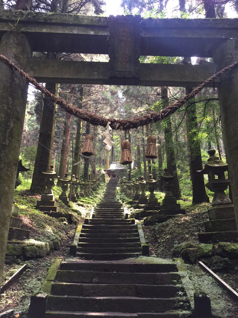 しゅうた 蛍火の杜への聖地 上色見熊野座神社行ってきた E アニメと場所がかなり似ててすごかった どうやら最後の写真の中に妖怪が写ってるらしい Http T Co 5ysqwiiosp