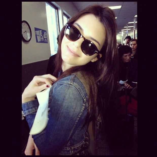 aysem008's tweet photo. #imza #bekleyenler #sabaştan ♠♠♠♦ http://t.co/DidUGWFxhb