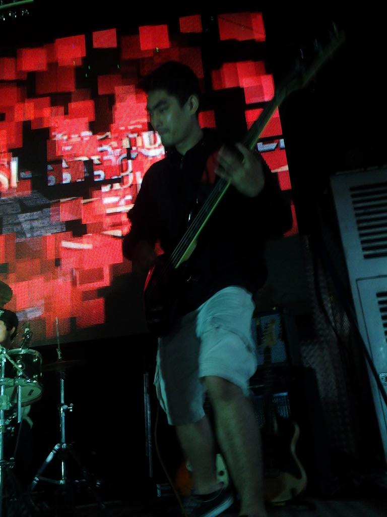 Menjadi blusukan tadi ni #event #supermusic band <a href="/Shadow_Office/">Shadow Of Sparrow</a>  at cilodong depok